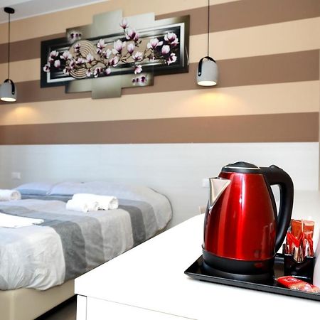 פיאצ'נצה Residence Europa מראה חיצוני תמונה