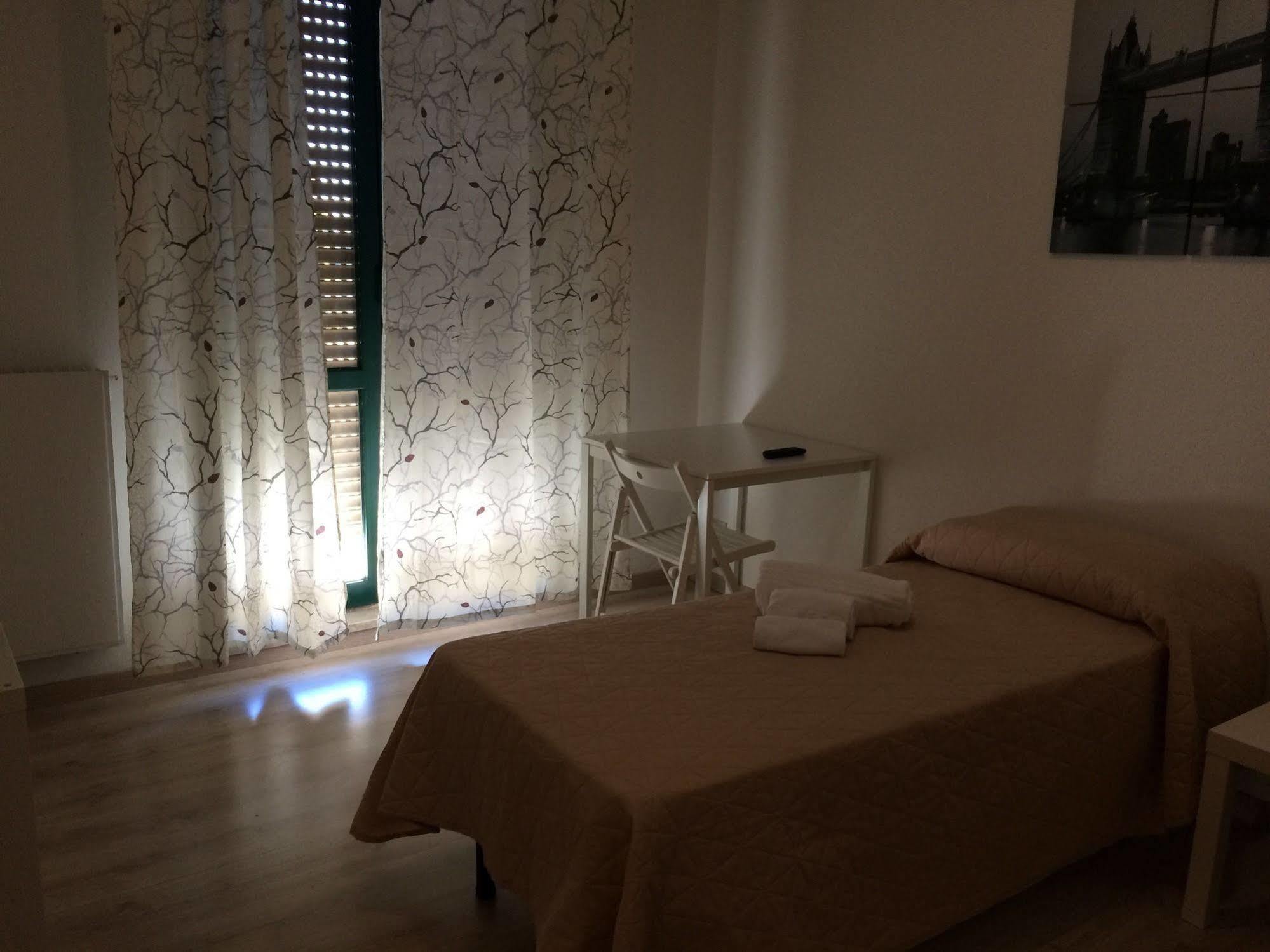 פיאצ'נצה Residence Europa מראה חיצוני תמונה